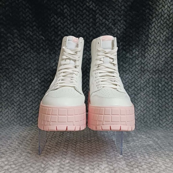 Nike Air Jordan 1 Brooklyn Sail/Legend Pink Women's Boots Size 10.5 FJ5737-116 - Picture 4 of 10